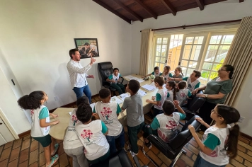 Foto - Visita de Alunos ao Prefeito 14/11/2025