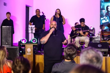 Foto - Apresentação - Cordas e Percussão