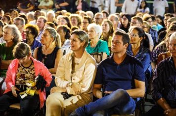 Foto - Apresentação Les Ensebles 23.12.24