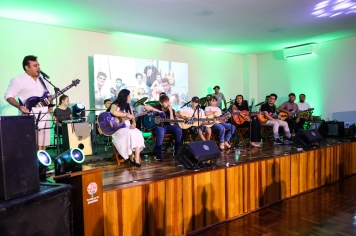 Foto - Apresentação - Cordas e Percussão