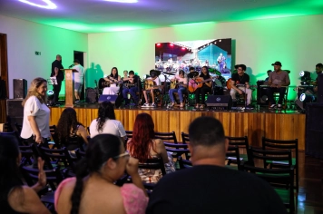 Foto - Apresentação - Cordas e Percussão