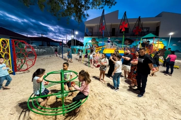 Foto relacionada - Prefeitura de Jumirim inaugura Parque Jumikids “Antônio Dias Magalhães (Toinho)” com grande festa para a comunidade.