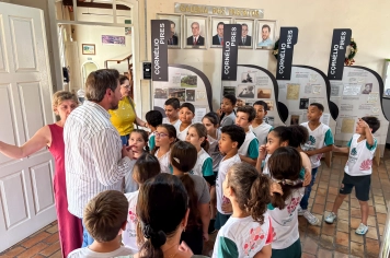 Foto - Visita de Alunos ao Prefeito 14/11/2025