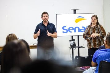 Foto - Abertura dos Cursos de Padeiro e Maquiagem