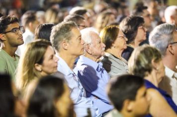 Foto - Apresentação Les Ensebles 23.12.24