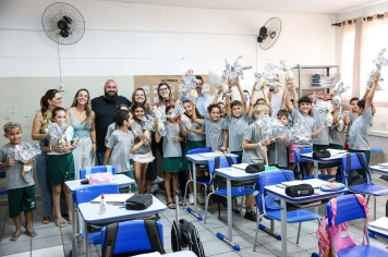 Foto - Entrega dos Ovos de Páscoa- EMEI E EMEB JUMIRIM - 02/04/2026