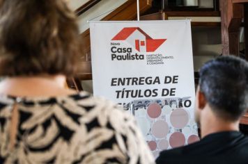 Foto - Entrega de Títulos de Regularização de Imóveis (26/04/24)