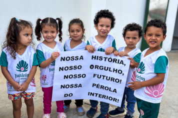 Foto - Plantio de IPÊs na EMEI “Professora Denise Ap. Puttinati Casari”