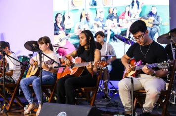 Foto - Apresentação - Cordas e Percussão