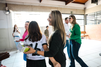 Foto - Entrega de Presentes 10/10/2025