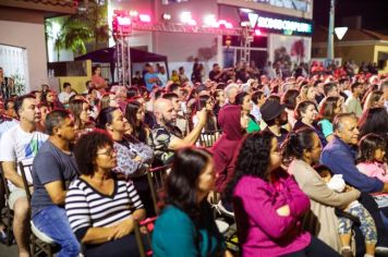 Foto - Apresentação Les Ensebles 23.12.24