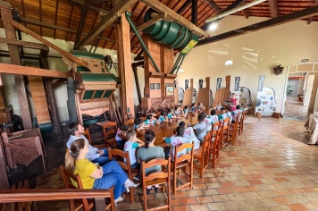 Foto - Visita de Alunos ao Prefeito 14/11/2025