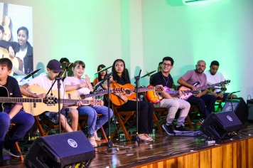 Foto - Apresentação - Cordas e Percussão