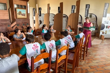 Foto - Visita de Alunos ao Prefeito 14/11/2025