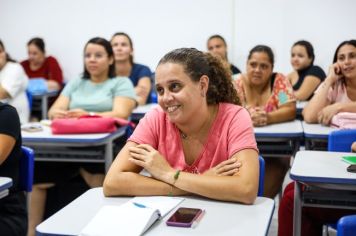 Foto - Abertura dos Cursos de Padeiro e Maquiagem