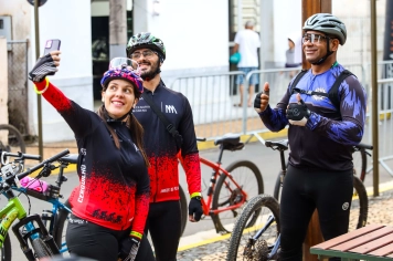 Foto - Pedal, Feira Noturna e Presépio - 12/12/25