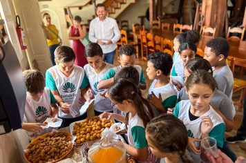 Foto - Visita de Alunos ao Prefeito 14/11/2025