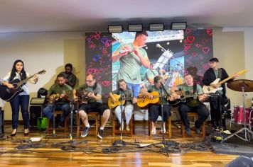 Foto - Apresentação Musical de Fim de Ano (CETUL)