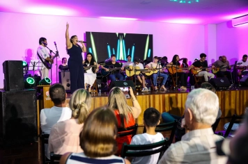 Foto - Apresentação - Cordas e Percussão