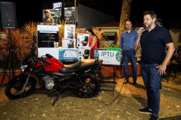 Foto - FEIRA NOTURNA E IPTU PREMIADO 11.12.24