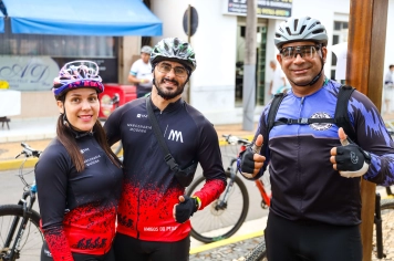 Foto - Pedal, Feira Noturna e Presépio - 12/12/25