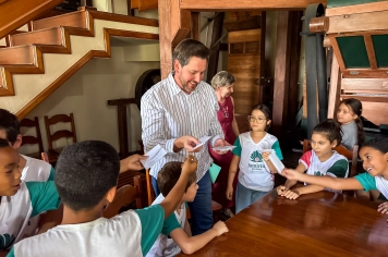 Foto - Visita de Alunos ao Prefeito 14/11/2025