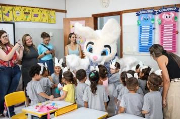 Foto - Entrega dos Ovos de Páscoa- EMEI E EMEB JUMIRIM - 02/04/2026