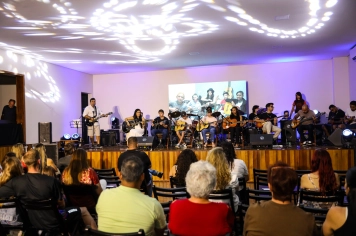 Foto - Apresentação - Cordas e Percussão