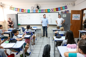 Foto - Entrega dos Ovos de Páscoa- EMEI E EMEB JUMIRIM - 02/04/2026