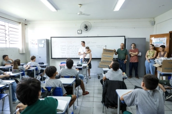 Foto - Entrega dos Ovos de Páscoa- EMEI E EMEB JUMIRIM - 02/04/2026