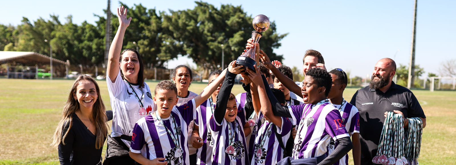 Emoção e talento marcaram as finais da 2ª Copinha de Futebol de Jumirim 2025