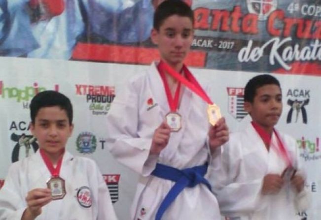Karate de Jumirim conquista medalha