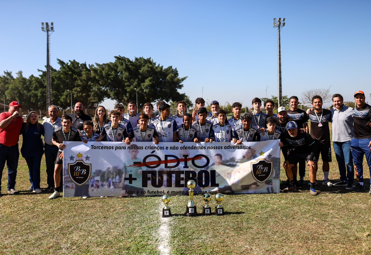 Emoção e talento marcaram as finais da 2ª Copinha de Futebol de Jumirim 2025