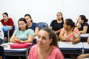 Foto - Abertura dos Cursos de Padeiro e Maquiagem