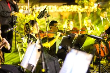 Foto - Apresentação Les Ensebles 23.12.24