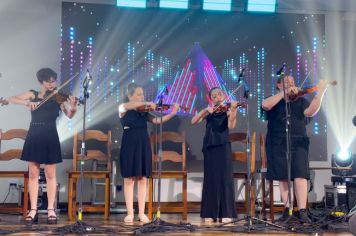 Foto - Apresentação Musical de Fim de Ano (CETUL)