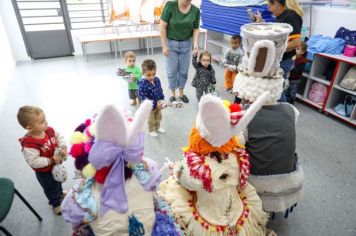 Foto - Entrega de ovos de Páscoa  EMEB Jumirim e Creche Denise.