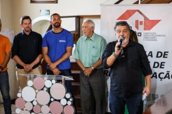 Foto - Entrega de Títulos de Regularização de Imóveis (26/04/24)