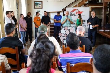 Foto - Entrega de Títulos de Regularização de Imóveis (26/04/24)