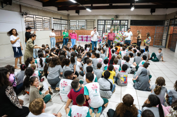 Foto relacionada -   DIA DE ALEGRIA NAS ESCOLAS MUNICIPAIS DE JUMIRIM