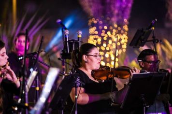 Foto - Apresentação Les Ensebles 23.12.24