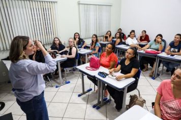 Foto - Abertura dos Cursos de Padeiro e Maquiagem