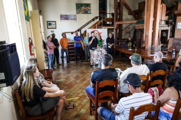 Foto - Entrega de Títulos de Regularização de Imóveis (26/04/24)