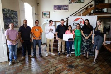 Foto - Entrega de Títulos de Regularização de Imóveis (26/04/24)