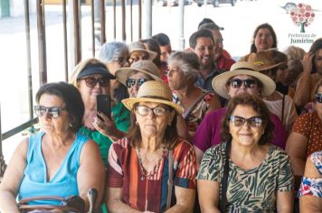 Foto - Dia na praia com o grupo 59+