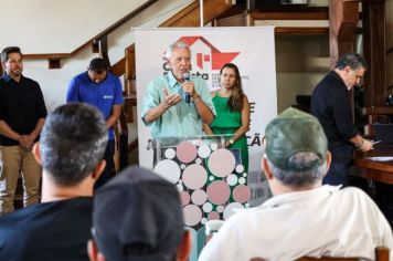 Foto - Entrega de Títulos de Regularização de Imóveis (26/04/24)