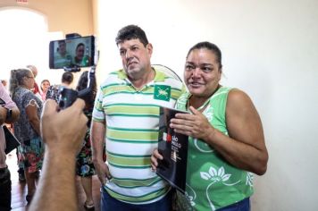 Foto - Entrega de Títulos de Regularização de Imóveis (26/04/24)